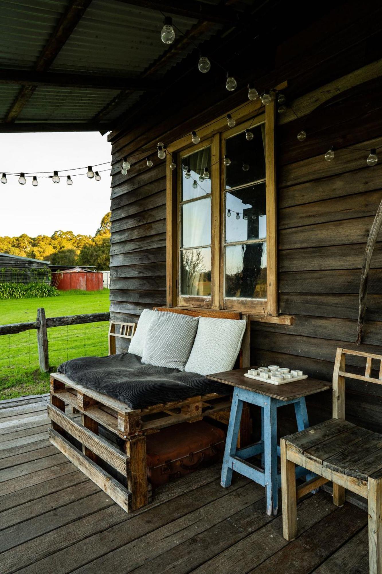 Cosy Farmstay: Green Cabin At Whispering Woods Beedelup 外观 照片